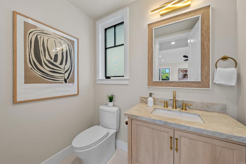 305 J Avenue Property Photo 27