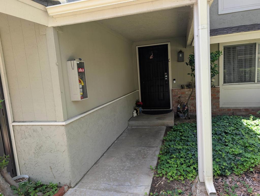 971 Amistad Place C Property Photo 1