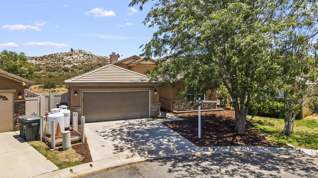1255 Duckweed Trail Property Photo 46