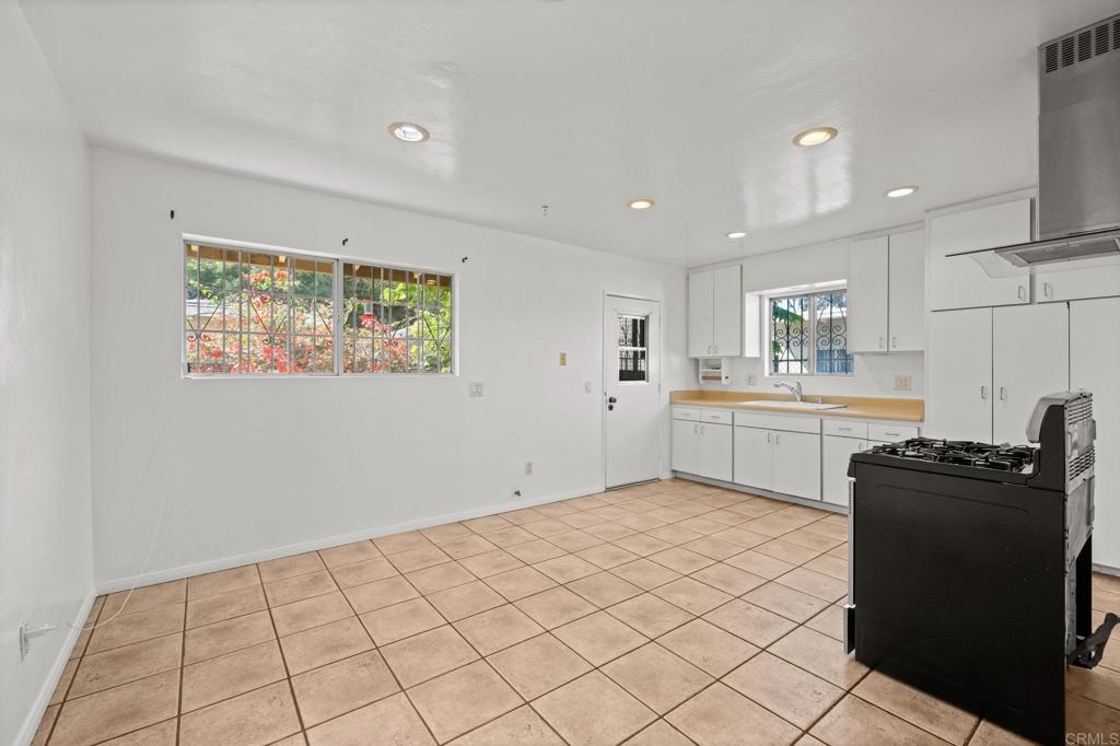 3813 15 Birch Street Property Photo 34