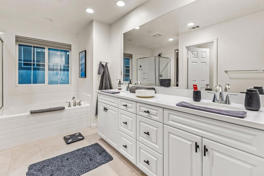 506 Willowmore Street Property Photo 19