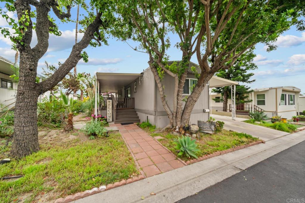 1925 Otay Lakes Road Spc 175 Property Photo 2