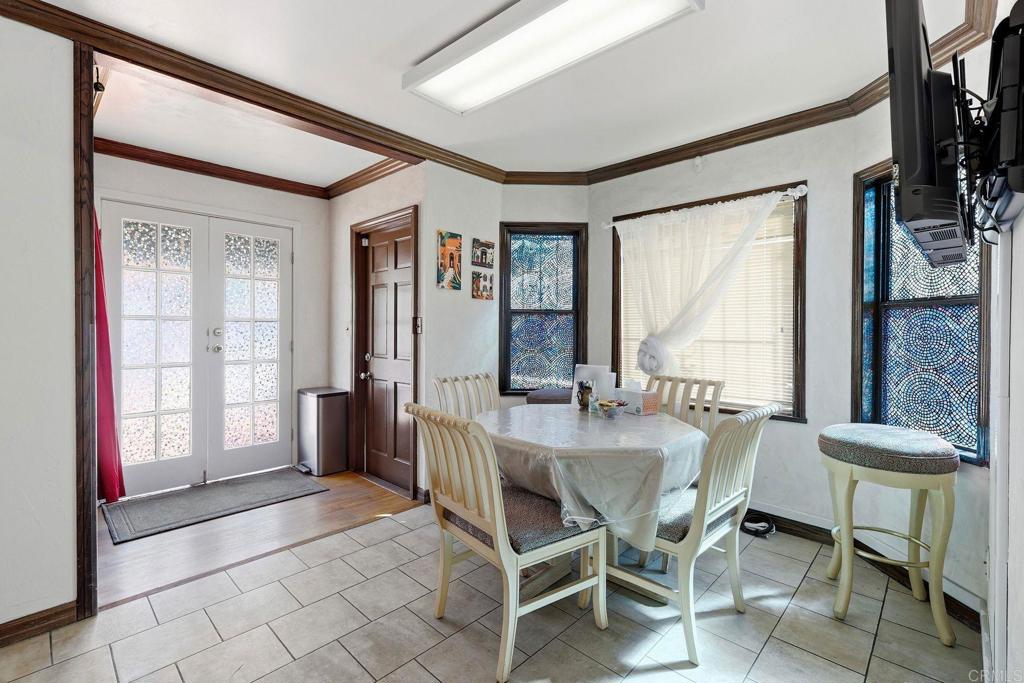 6334 University Avenue Property Photo 17
