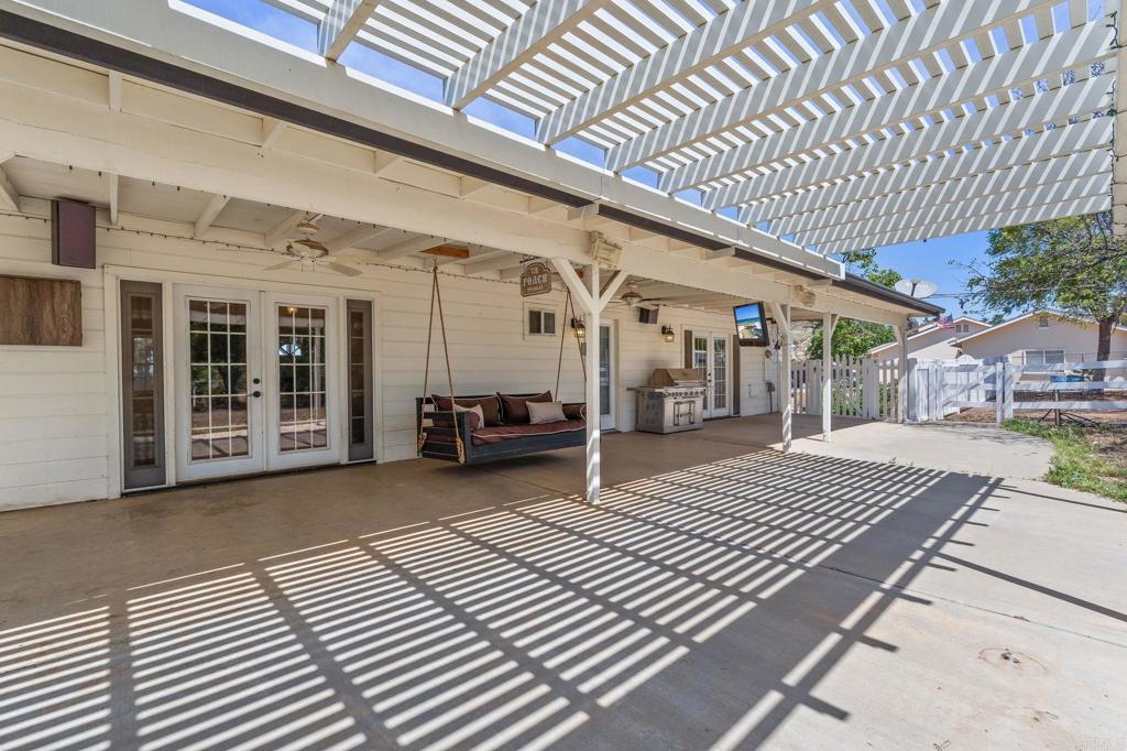 639 Alice Street Property Photo 33