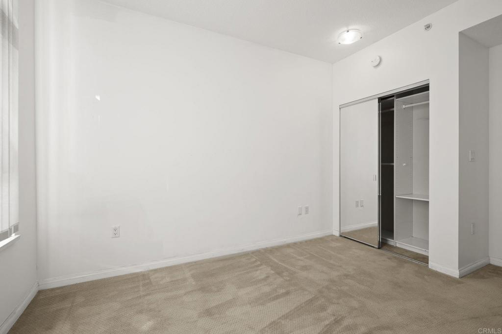 850 Beech Street 1404 Property Photo 37
