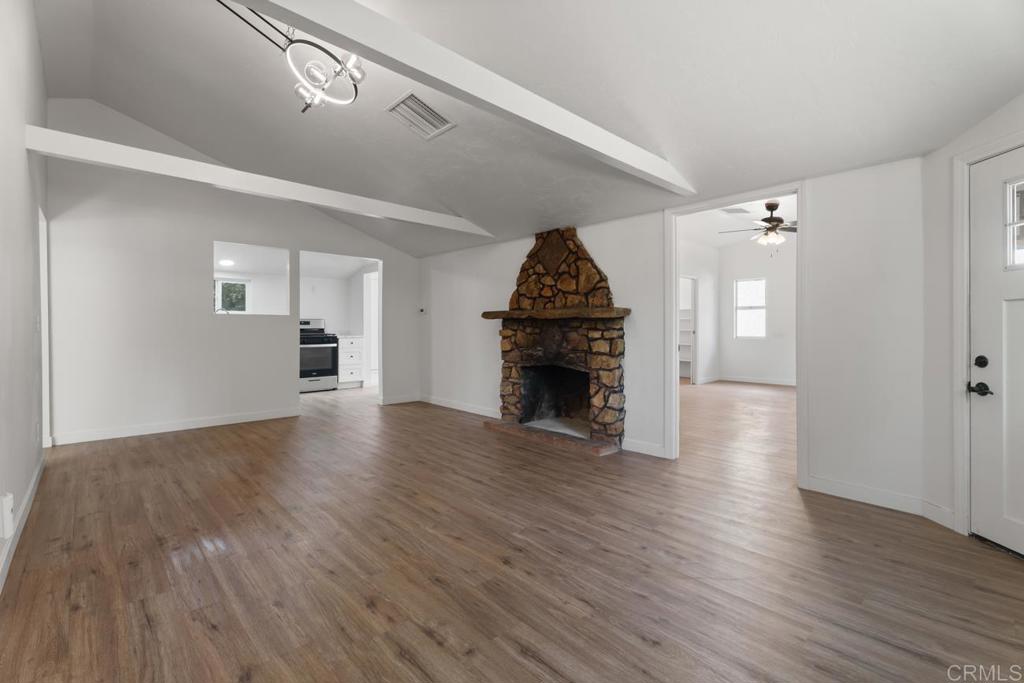27544 Old Highway 80 Property Photo 4