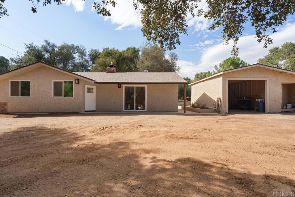 27544 Old Highway 80 Property Photo 11