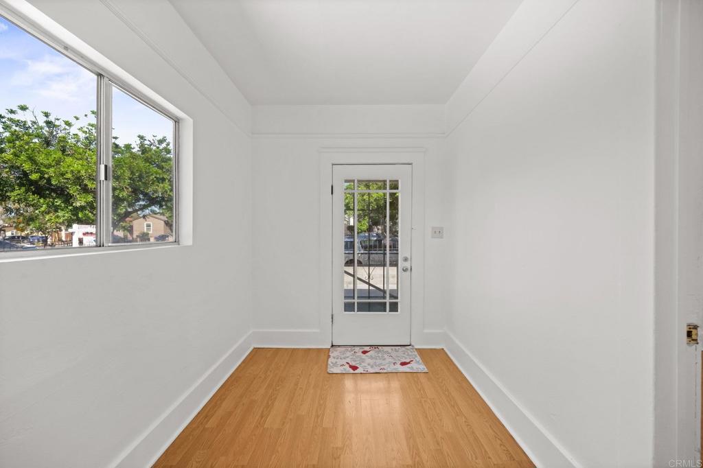 3813 15 Birch Street Property Photo 4