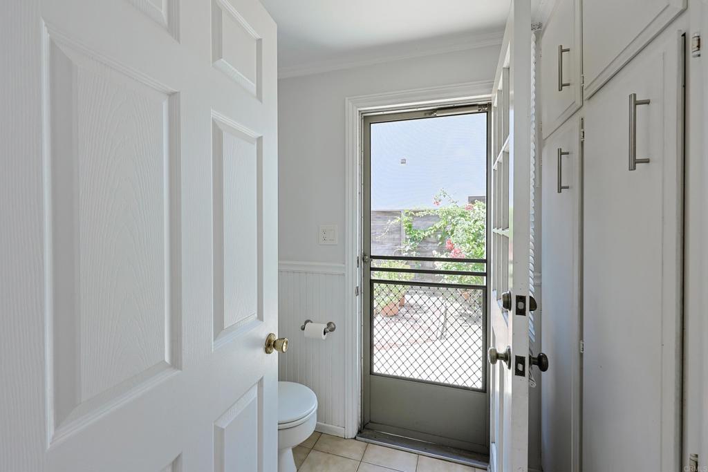 610 Country Club Property Photo 19