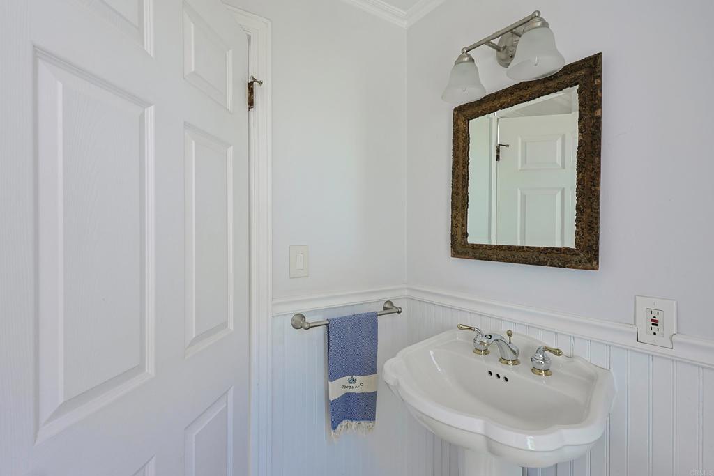 610 Country Club Property Photo 20