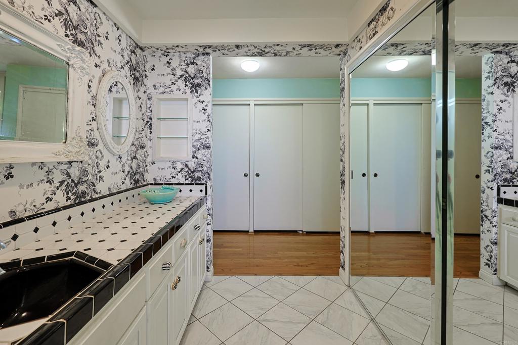 610 Country Club Property Photo 40