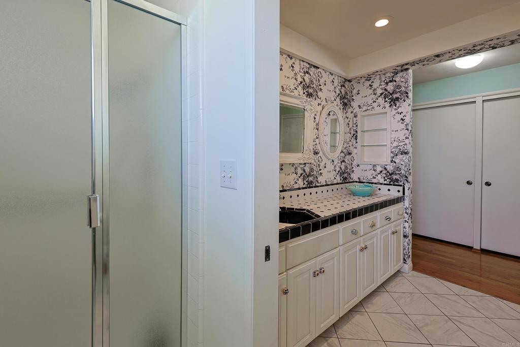 610 Country Club Property Photo 41