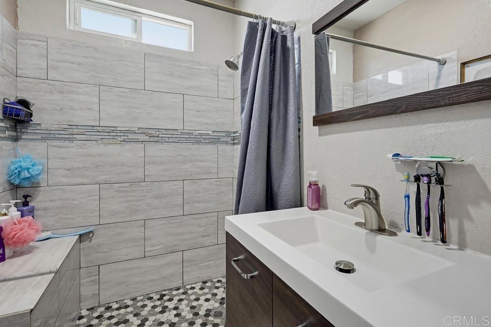 720 S 37th Property Photo 38