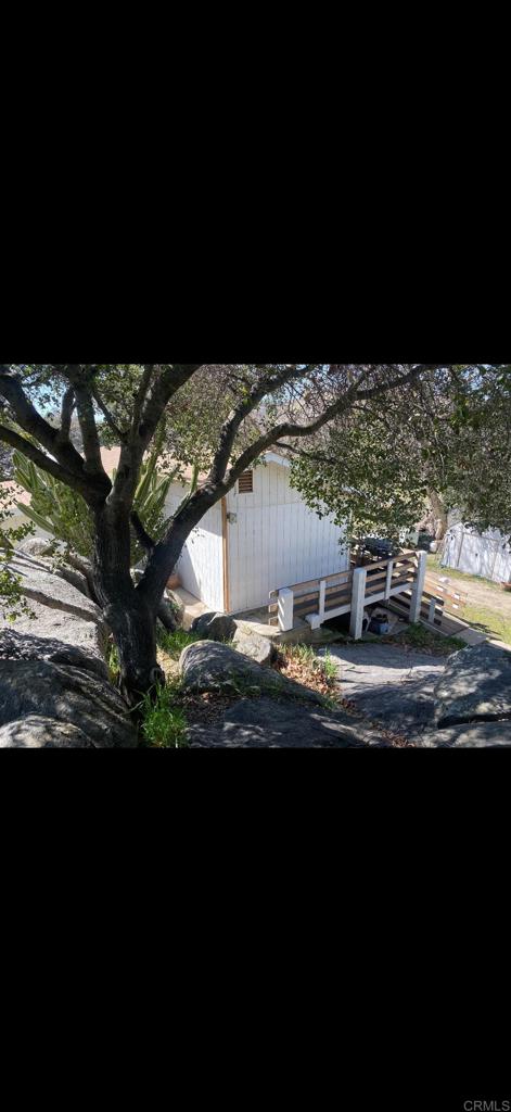 1350 Potrero Circle Property Photo 9