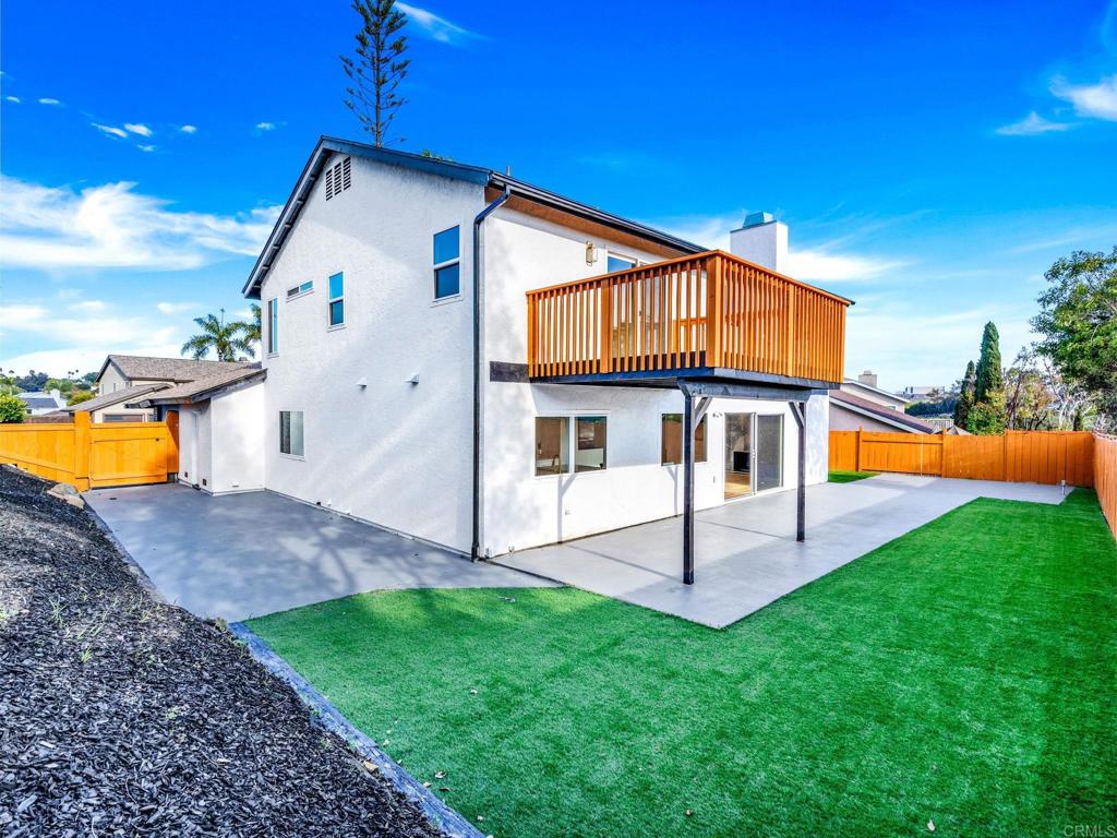 2858 Lehigh Court Property Photo 2