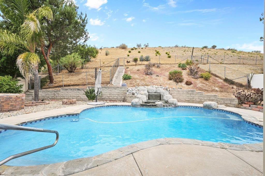 10114 Shenandoah Drive Property Photo 3