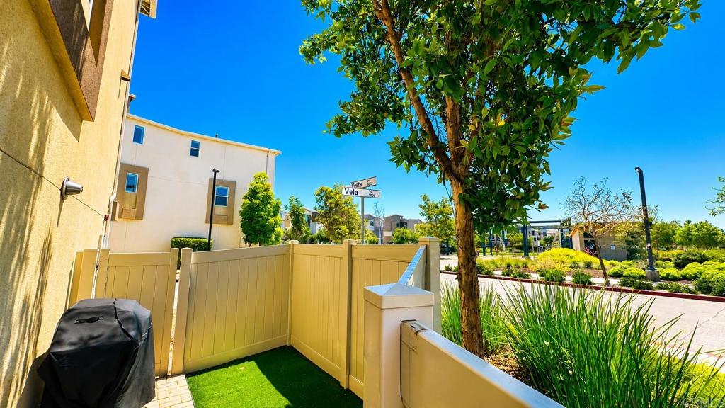 1974 Strata Street Property Photo 6