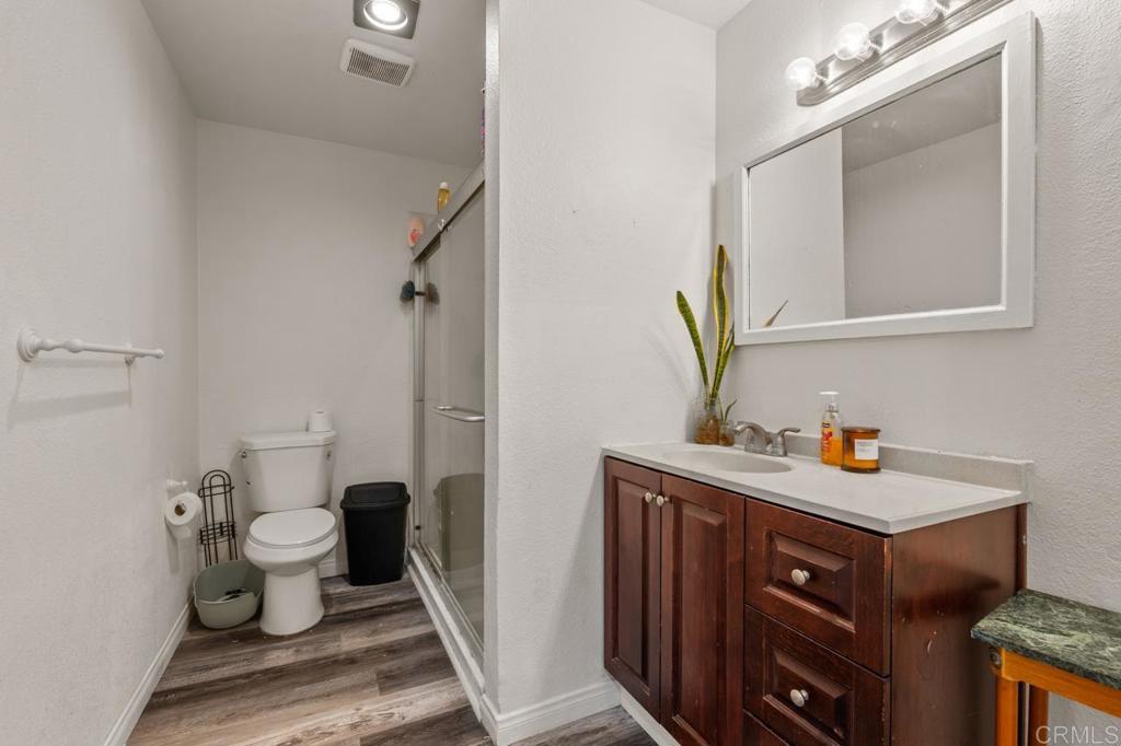 634 8 Th St Apt 4 Property Photo 24