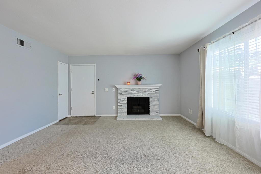 244 Riverview Way Property Photo 6