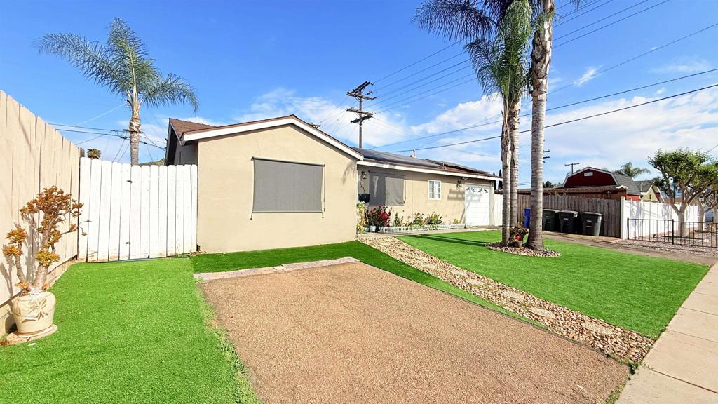 1605 N Mollison Avenue Property Photo 5