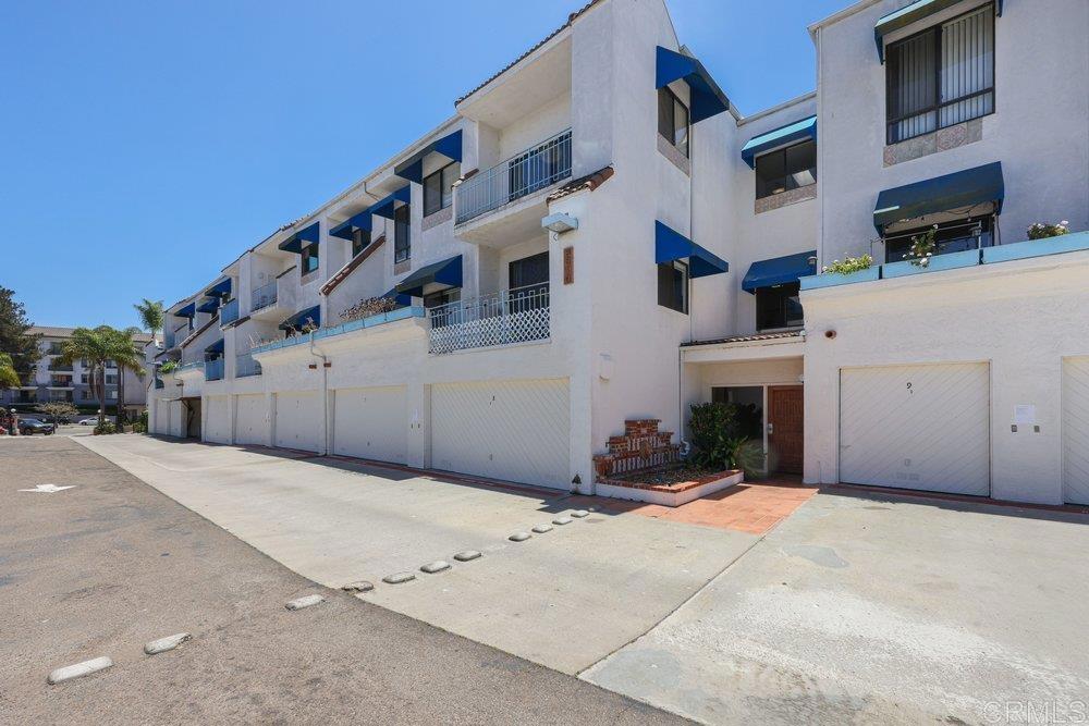 8310 Regents Road 1e Property Photo 25