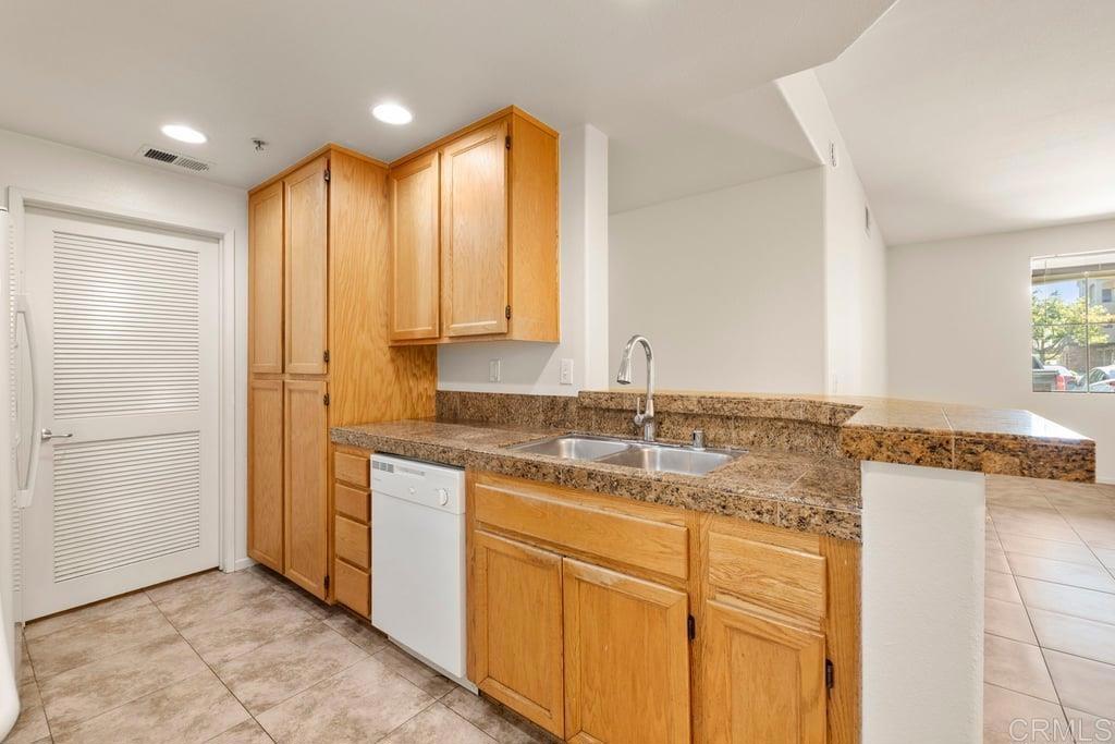 1338 Nicolette Avenue 1011 Property Photo 16