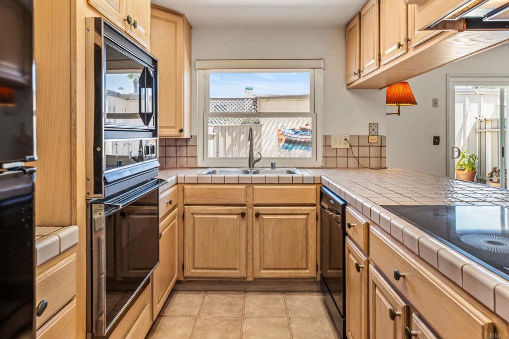 5225 Mount Alifan Drive Property Photo 13