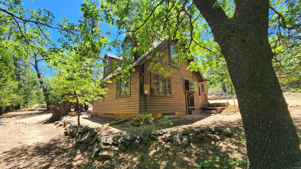 725 Boiling Springs Tract Property Photo 1