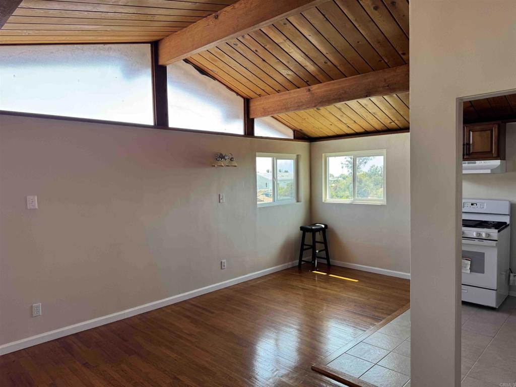 1002 04 Hanover Street Property Photo 10