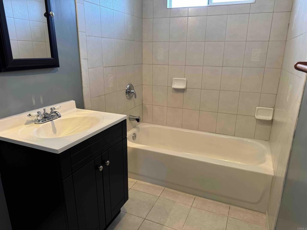1002 04 Hanover Street Property Photo 13