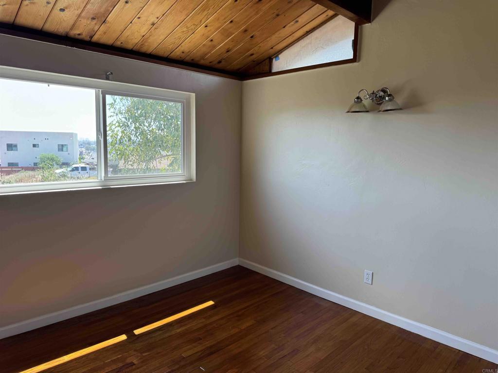 1002 04 Hanover Street Property Photo 14