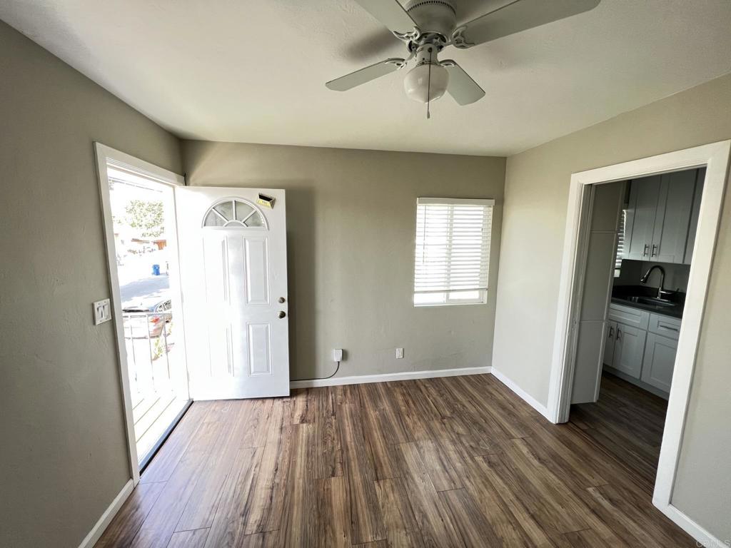 527 Dewey Street Property Photo 2