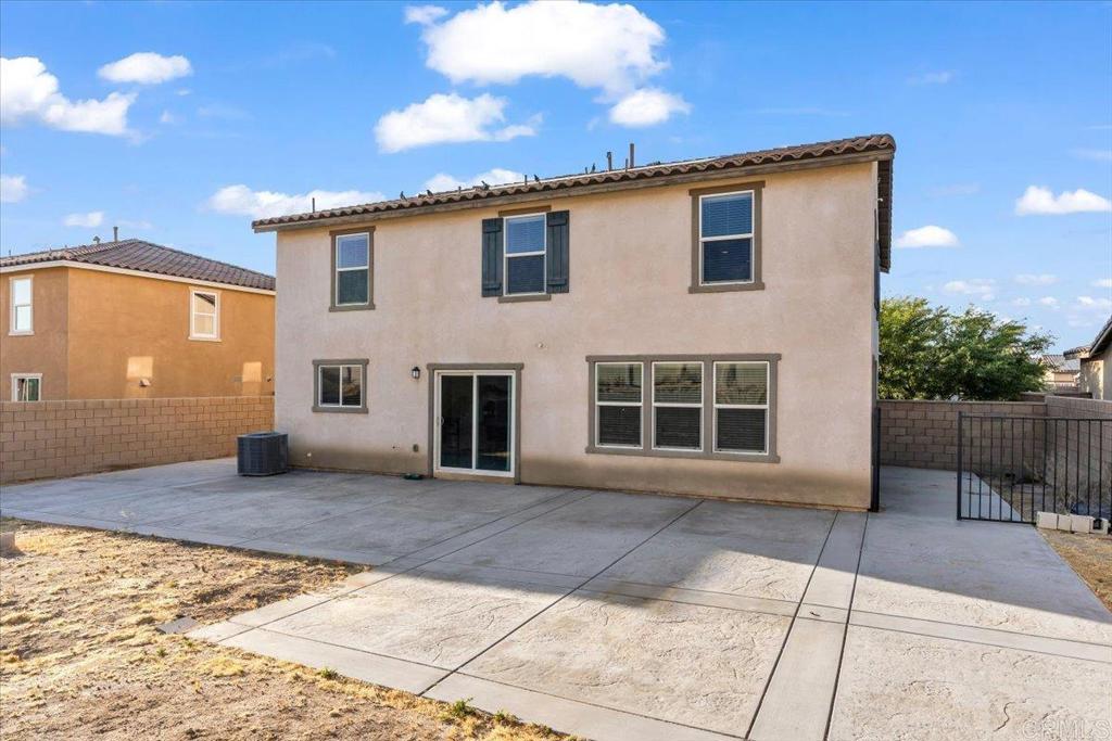 14361 Pioneer Way Property Photo 22
