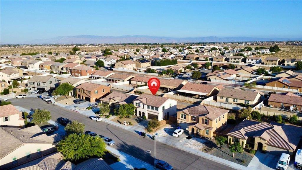 14361 Pioneer Way Property Photo 27