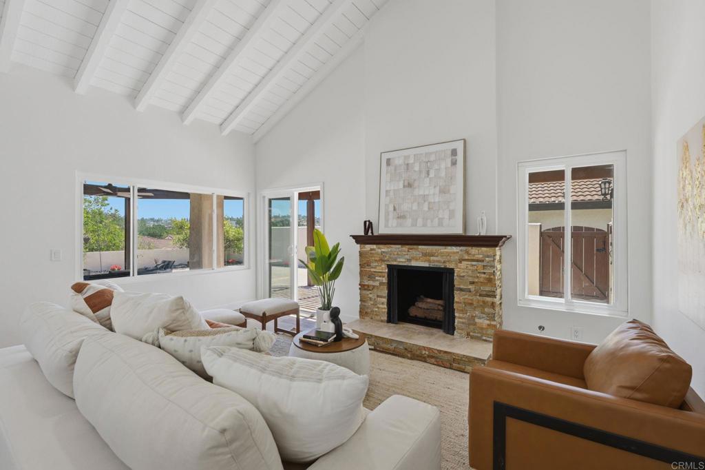 17633 Corte Potosi Property Photo 7
