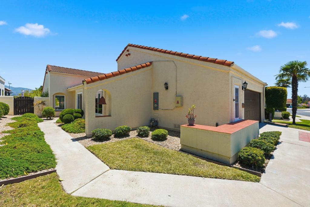 17633 Corte Potosi Property Photo 47