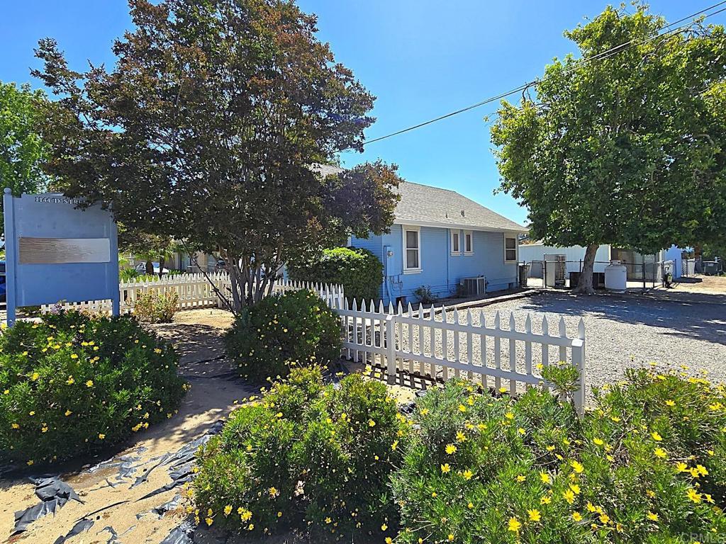 1144 D Street Property Photo 2