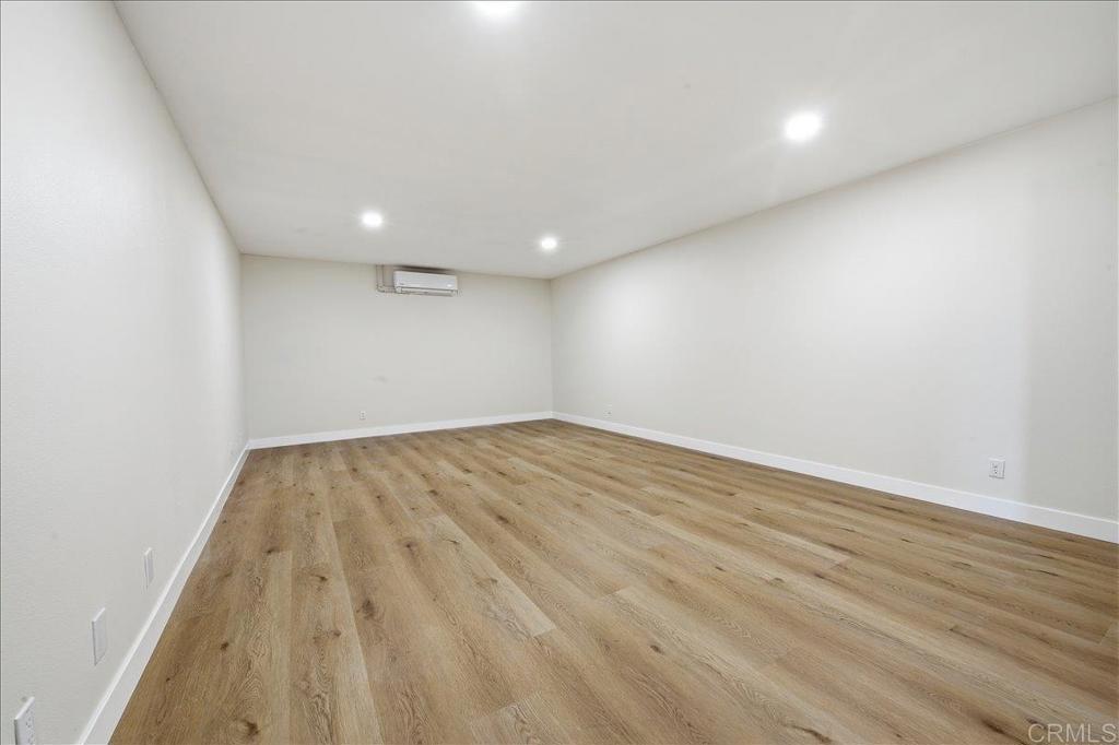 7331 North Ave Property Photo 16