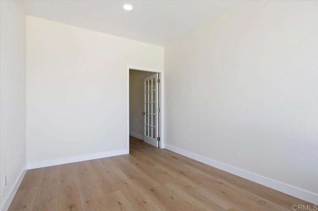 7331 North Ave Property Photo 27