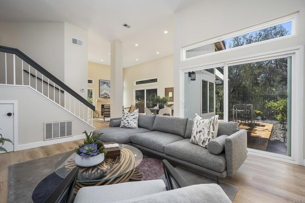 10717 Matinal Circle Property Photo 6