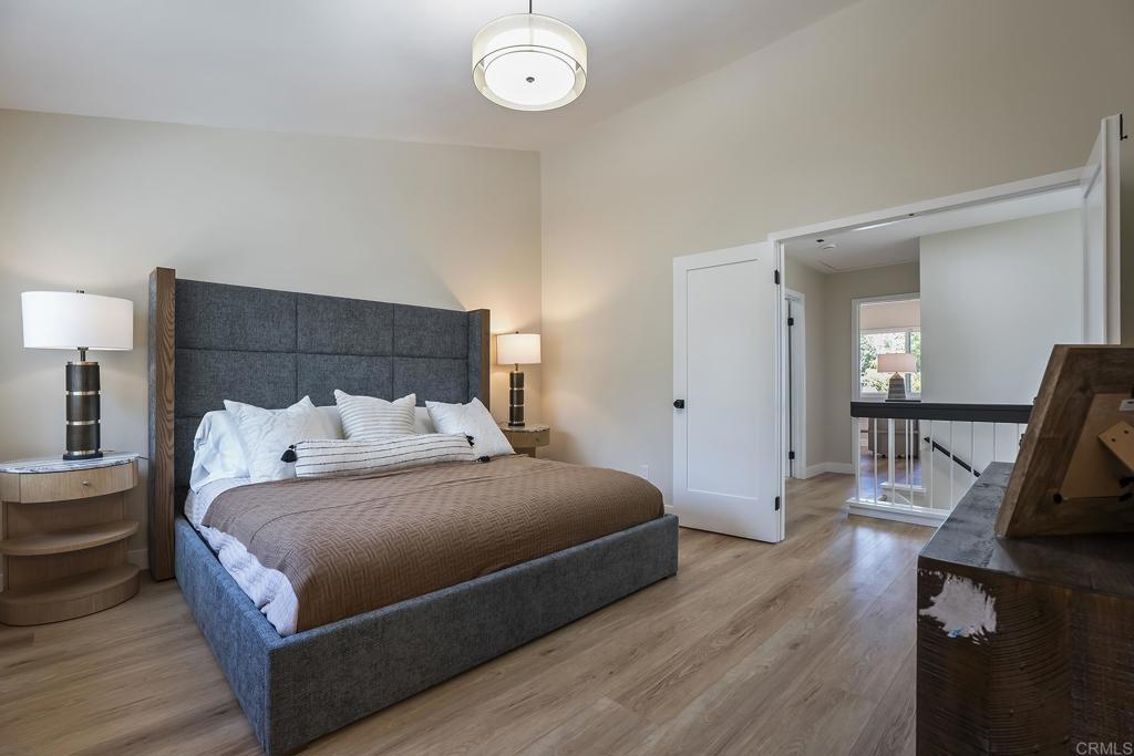10717 Matinal Circle Property Photo 7