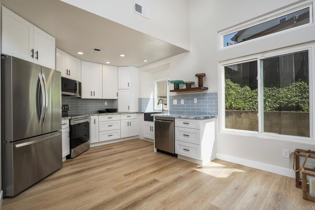 10717 Matinal Circle Property Photo 25