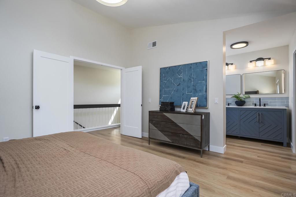 10717 Matinal Circle Property Photo 29