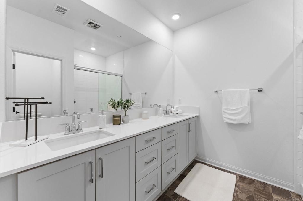 2110 Trevi Circle Property Photo 16