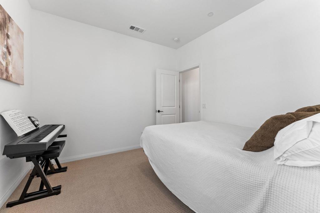 2110 Trevi Circle Property Photo 18