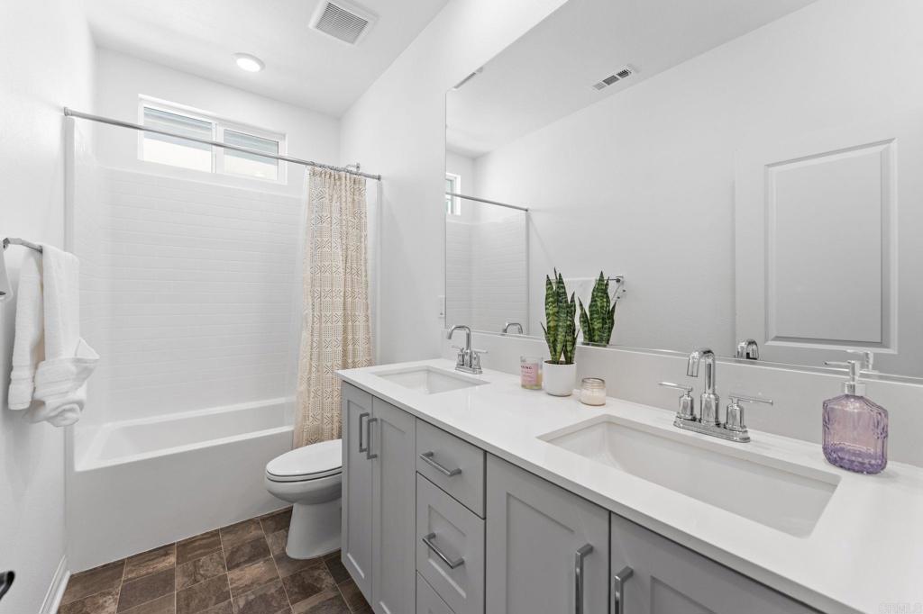 2110 Trevi Circle Property Photo 21