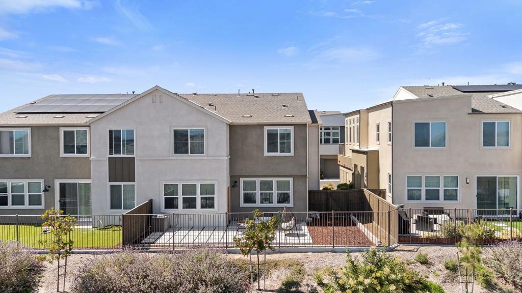 2110 Trevi Circle Property Photo 33