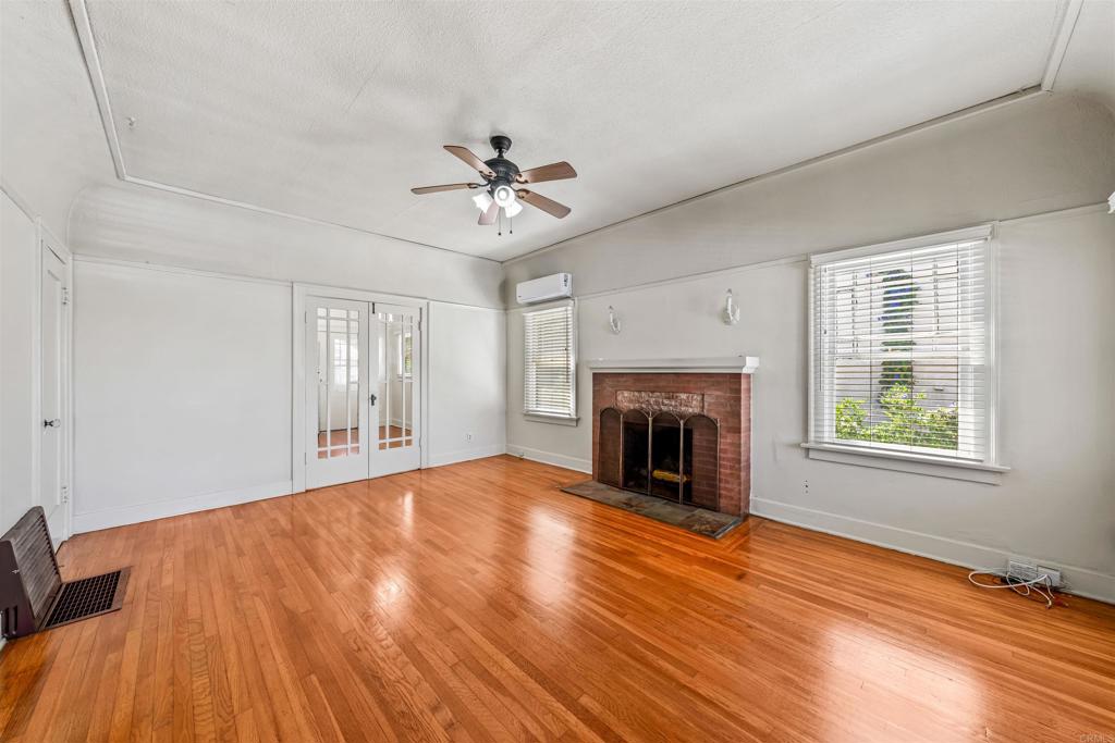 3727 Alabama Street Property Photo 4