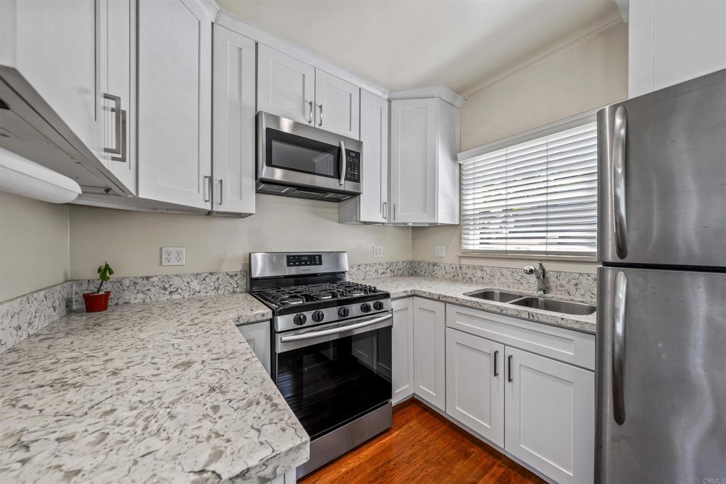 3727 Alabama Street Property Photo 8