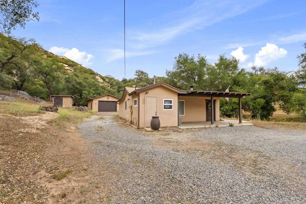 16108 16110 Old Guejito Grade Rd Road Property Photo 54